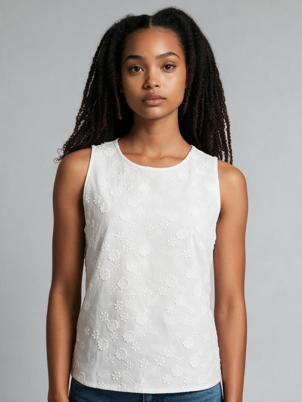 Ann Taylor Embroidered Shell NWT | Medium • White Floral • Sleeveless Blouse